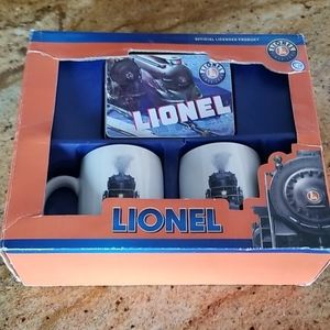 VTG Lionel Gift Set Collectible Mugs & Cocoa Tin